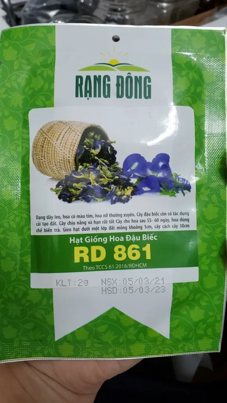 Butterfly Pea Seeds (Clitoria Ternatea) - Blue Flowering Vine Seeds - Perennial Outdoor - Image 1