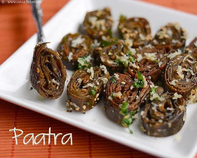 Colocasia Esculenta Live Plant - Elephant Ear (Taro) Edible Plant - Image 5