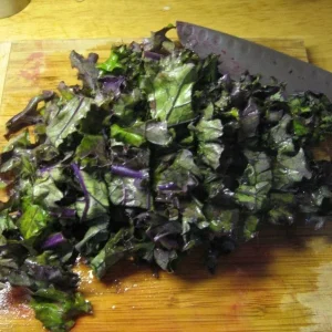 Red Russian Kale Seeds - Tender Fresh Greens, Hardy Large Leaves, Vegetable Seeds - Image 3